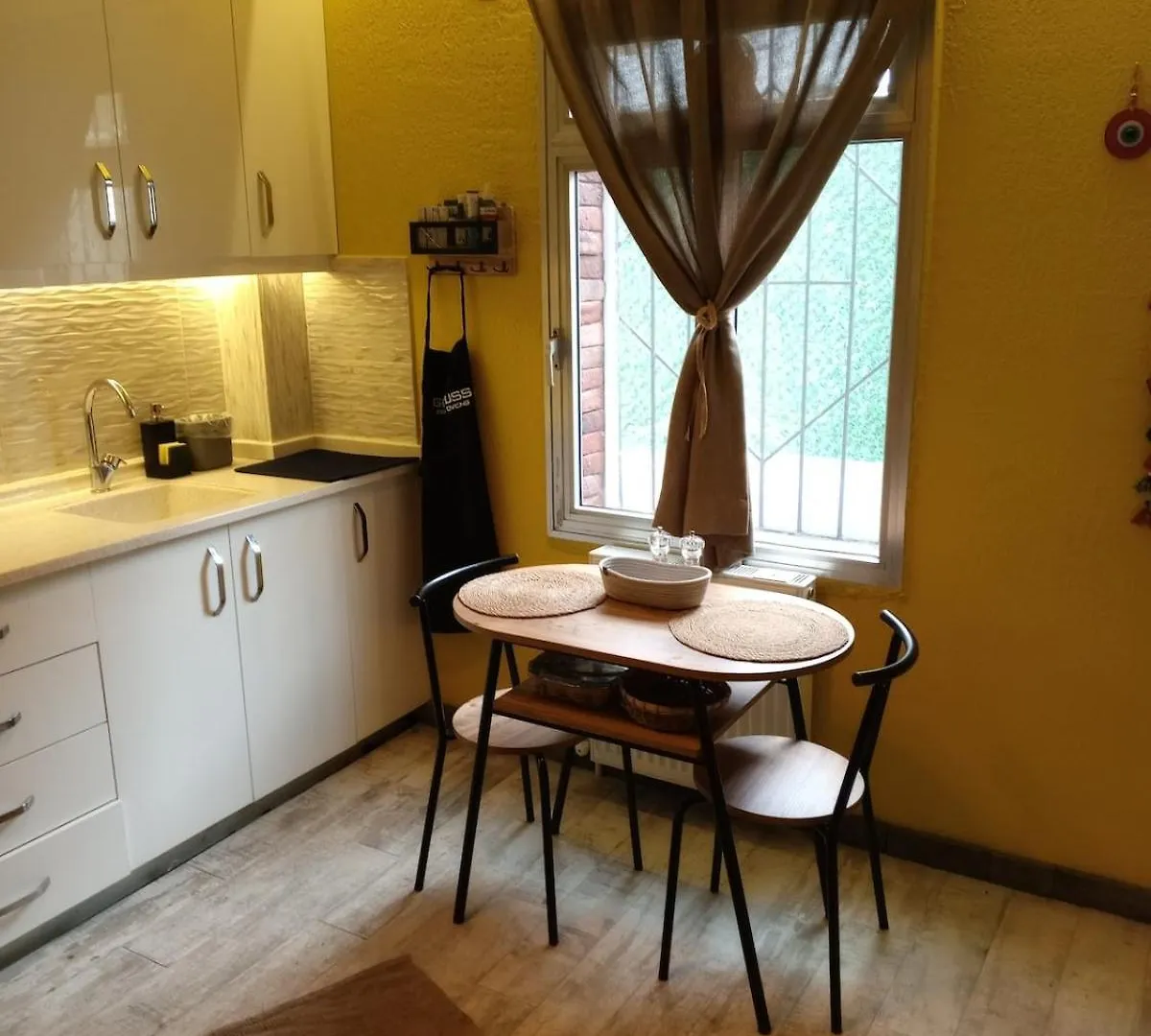 Wishing You A Lovely Stay Smirne Casa vacanze